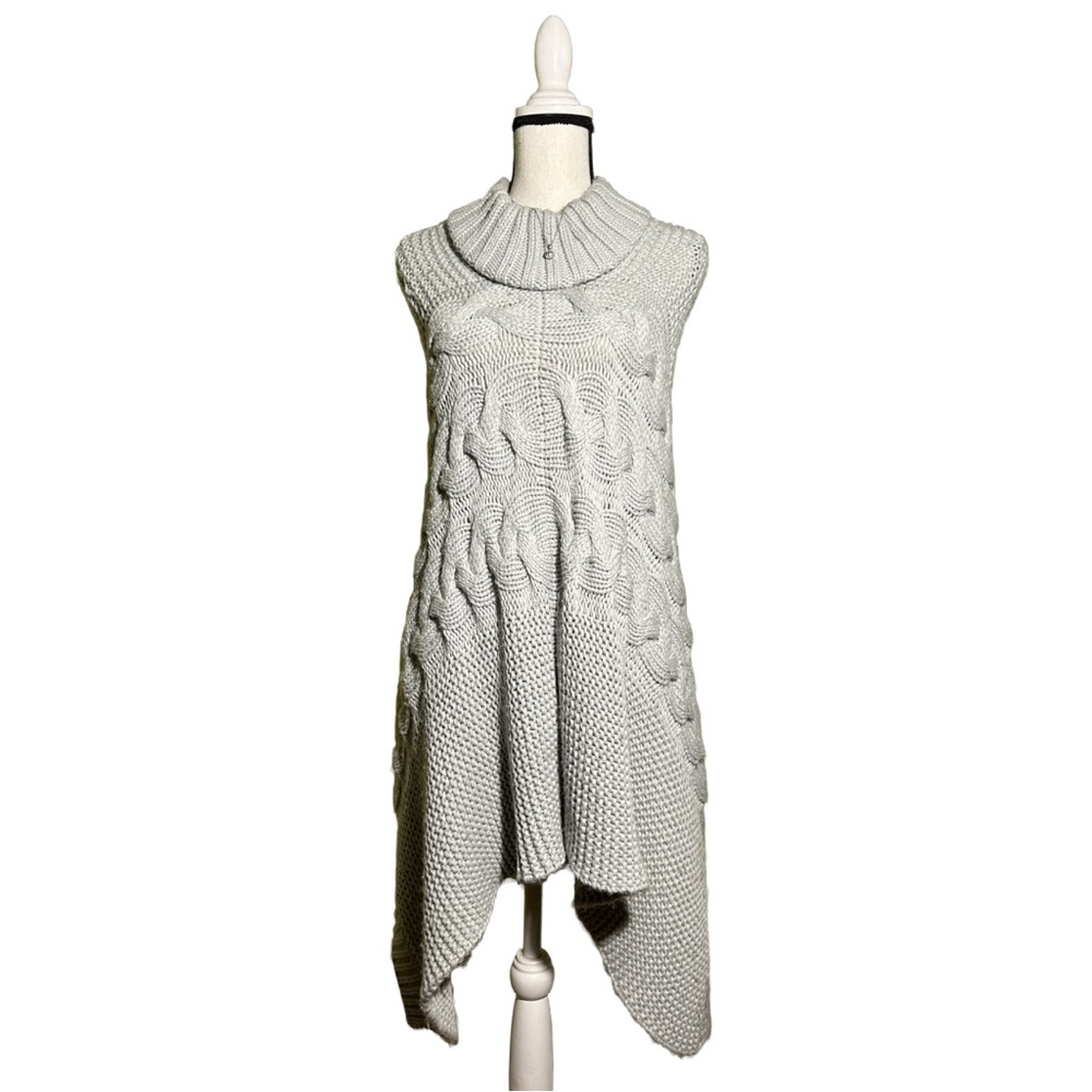 Madison 88 Women’s Pullover Knit Sweater Poncho